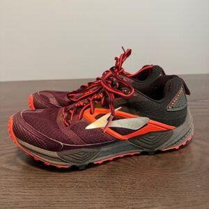 Brooks Cascadia 12 Womens Running Shoes‎ Size 6,5 Purple Orange
